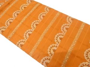 横段に華紋織り出し　名古屋帯